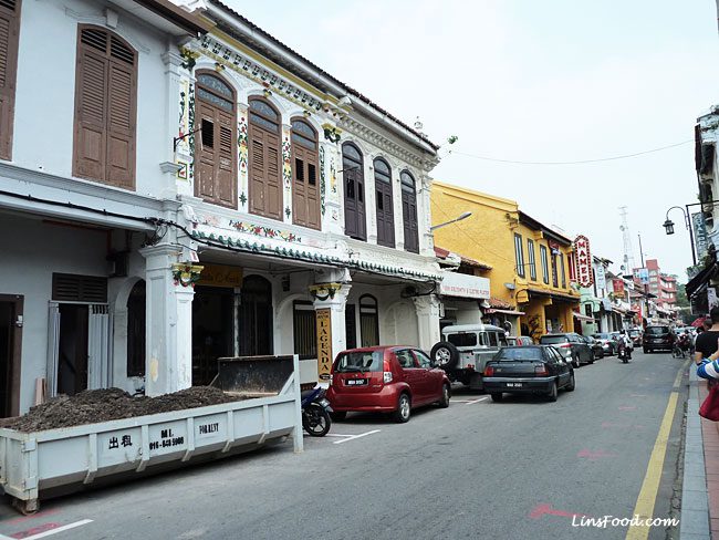 a typical street in old Malacca town
