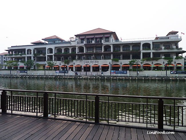 Casa del Rio, a hotel on the bank of the Malacca river
